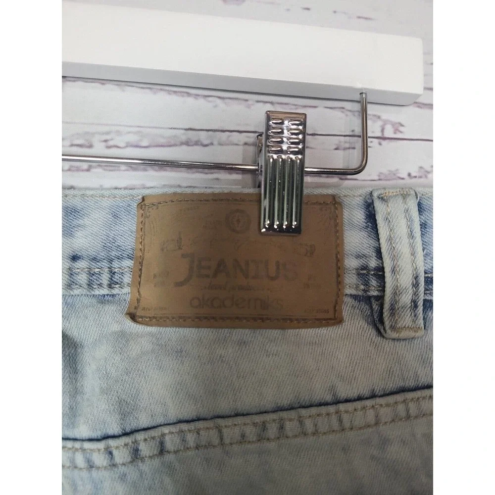 Jeanius Blue Denim Bermuda 100% Cotton Acid Wash Distressed Shorts Men's Size 34